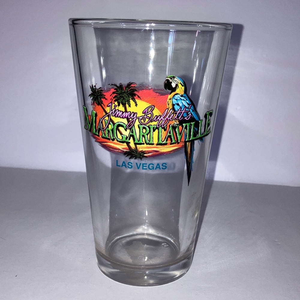 Jimmy Buffett’s Margaritaville Las Vegas‎ Beach and Parrot Graphic Glass